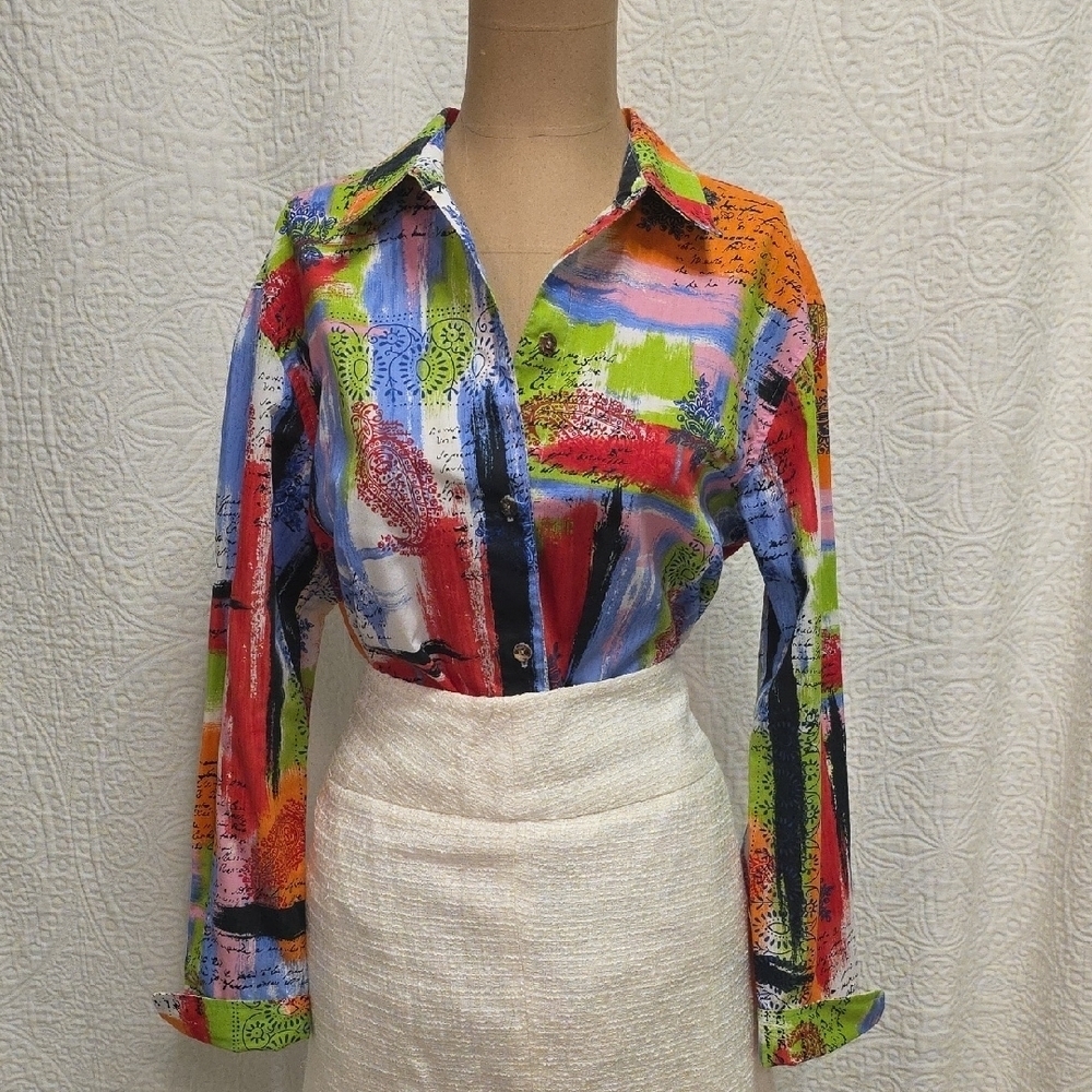 TravelSmith Red Orange Green Blue Graphic Button Down Shirt Vacation
